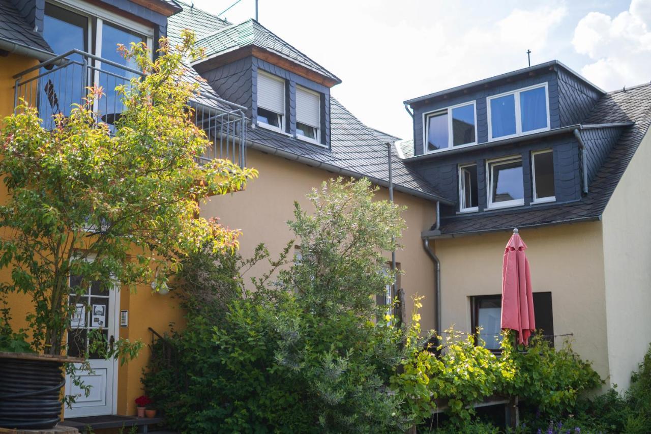Bio-Weingut Staffelter Hof Guest House Kröv Exterior foto